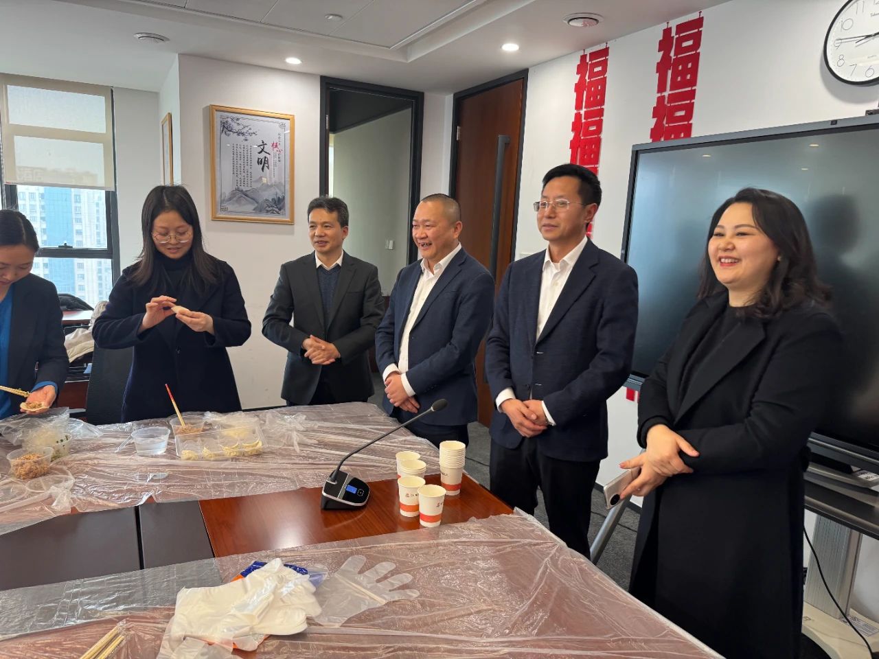 廣潤物流公司工會組織開展“勞動(dòng)秀技能 爭做‘餃餃’者”迎新春主題活動(dòng)
